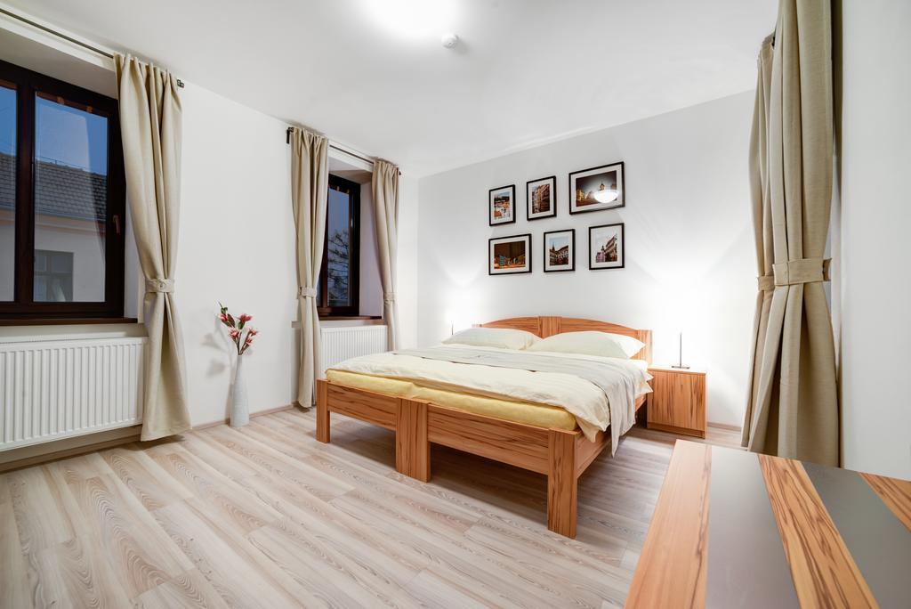 Penzion Kralovska Cesta Брно Номер фото